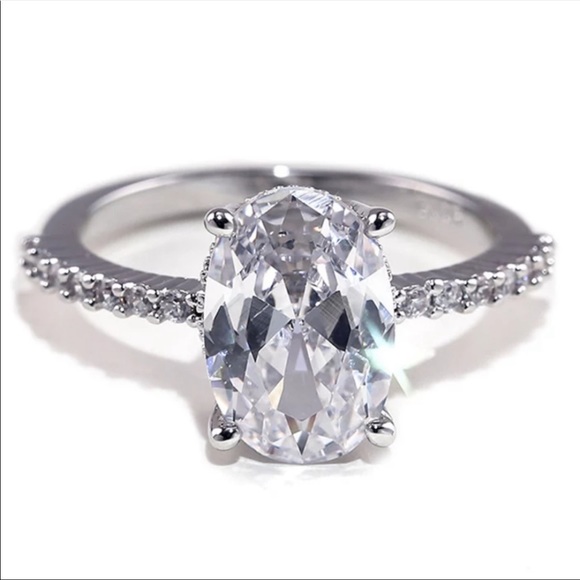 New Women’s 925 Silver Oval Cut Diamond Ring - Picture 2 of 5